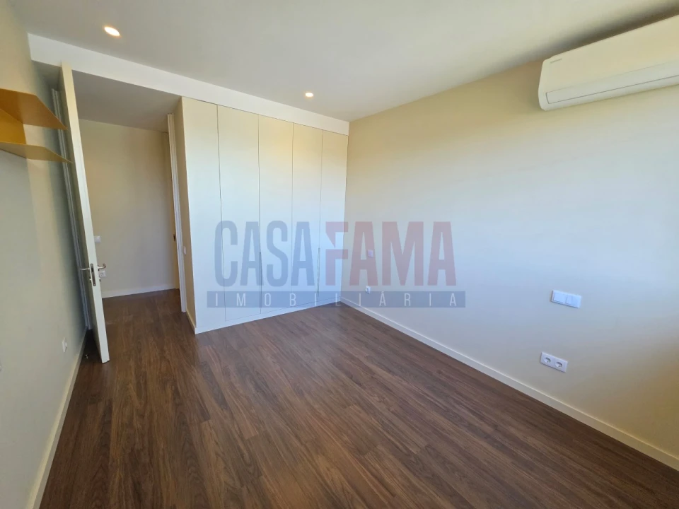 Apartamento T3 para Venda em Cidade da Maia Foto 12