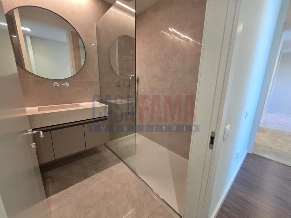 Apartamento T3 para Venda em Cidade da Maia Foto 16