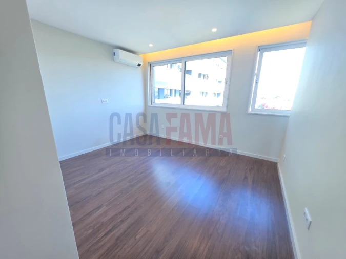 Apartamento T3 para Venda em Cidade da Maia Foto 8