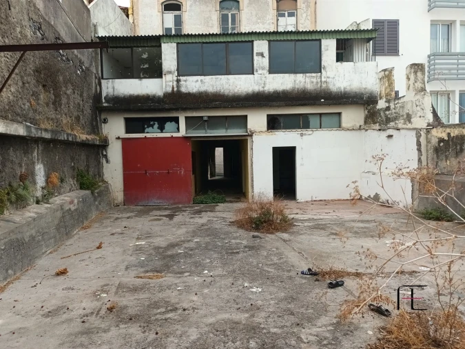 Prédio para Venda em Funchal (Santa Maria Maior) Foto 2