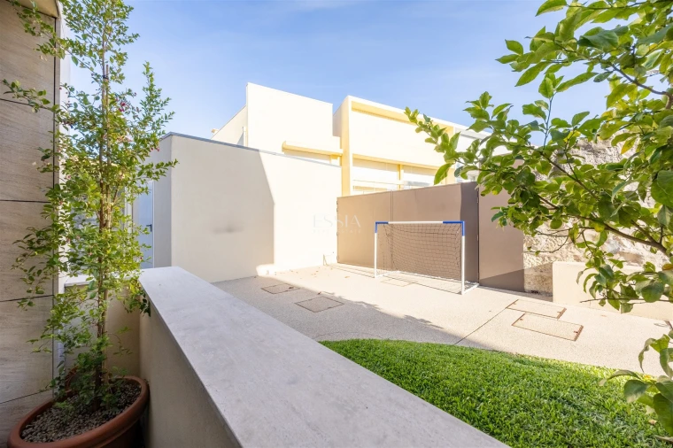 Apartamento T2 para Venda em Lordelo do Ouro e Massarelos Foto 37
