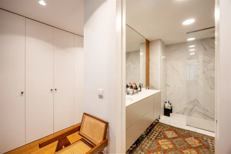 Apartamento T2 para Venda em Lordelo do Ouro e Massarelos Foto 24