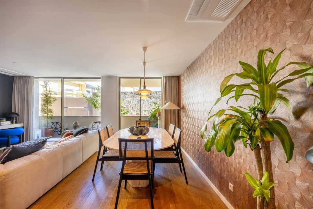 Apartamento T2 para Venda em Lordelo do Ouro e Massarelos Foto 7