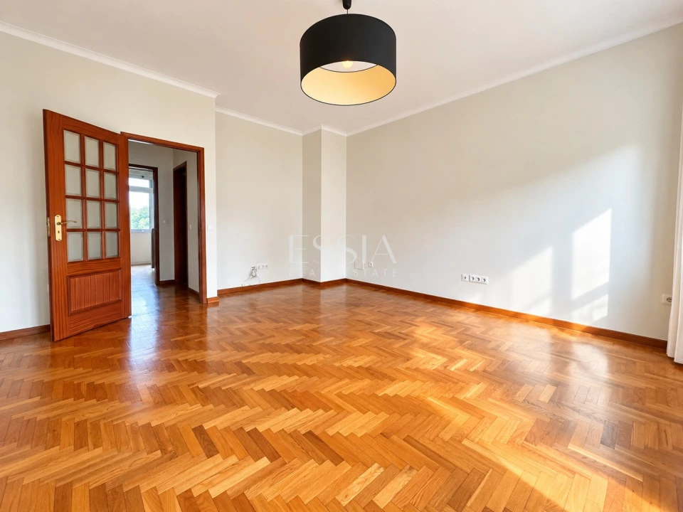 Apartamento T2 para Venda em Cedofeita, Santo Ildefonso, Sé, Miragaia, São Nicolau e Vitória Foto 5