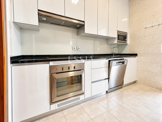 Apartamento T2 para Venda em Cedofeita, Santo Ildefonso, Sé, Miragaia, São Nicolau e Vitória Foto 7
