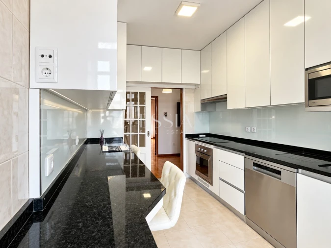 Apartamento T2 para Venda em Cedofeita, Santo Ildefonso, Sé, Miragaia, São Nicolau e Vitória Foto 6