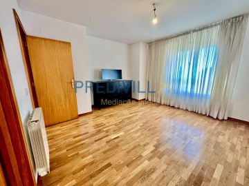 Moradia T4 para Venda em Vilar de Pinheiro