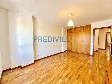 Moradia T4 para Venda em Vilar de Pinheiro
