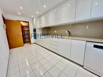 Moradia T4 para Venda em Vilar de Pinheiro