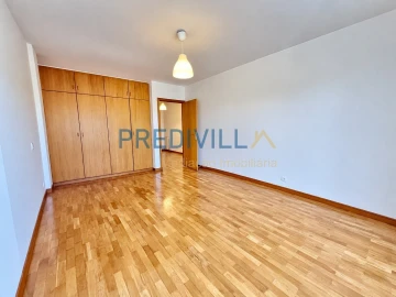 Moradia T4 para Venda em Vilar de Pinheiro