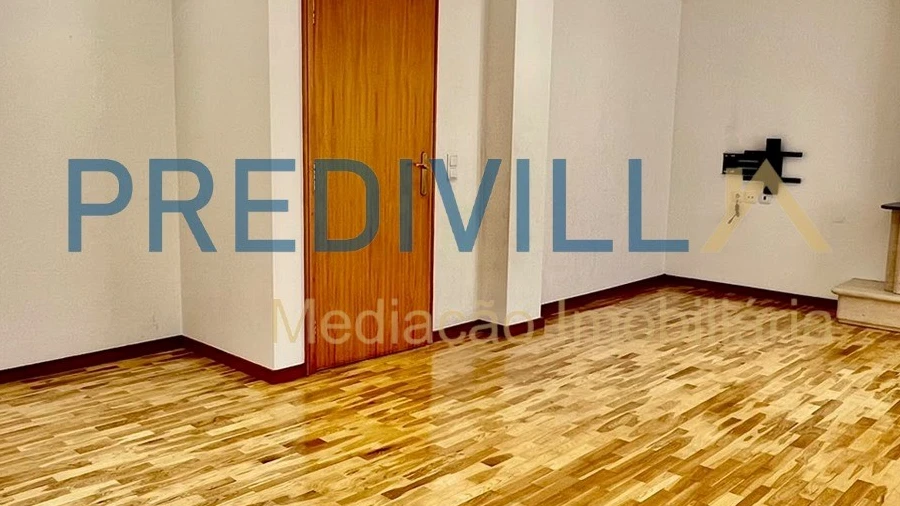 Moradia T4 para Venda em Vilar de Pinheiro