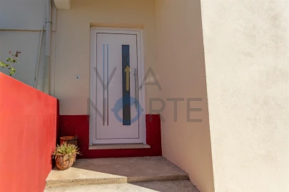 Moradia T3 para Venda em Alfandega da Fe