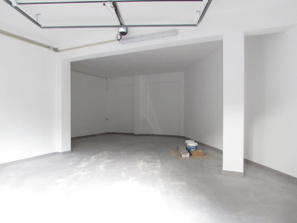Apartamento T4 para Arrendamento em Braga (Maximinos, Sé e Cividade) Foto 23