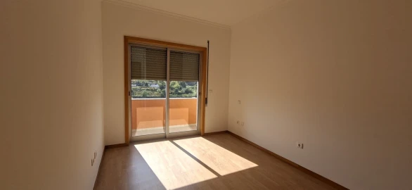 Apartamento T3 para Venda em Sobretamega