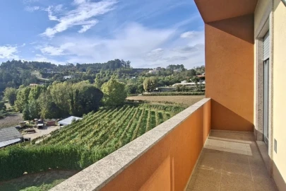 Apartamento T3 para Venda em Sobretamega