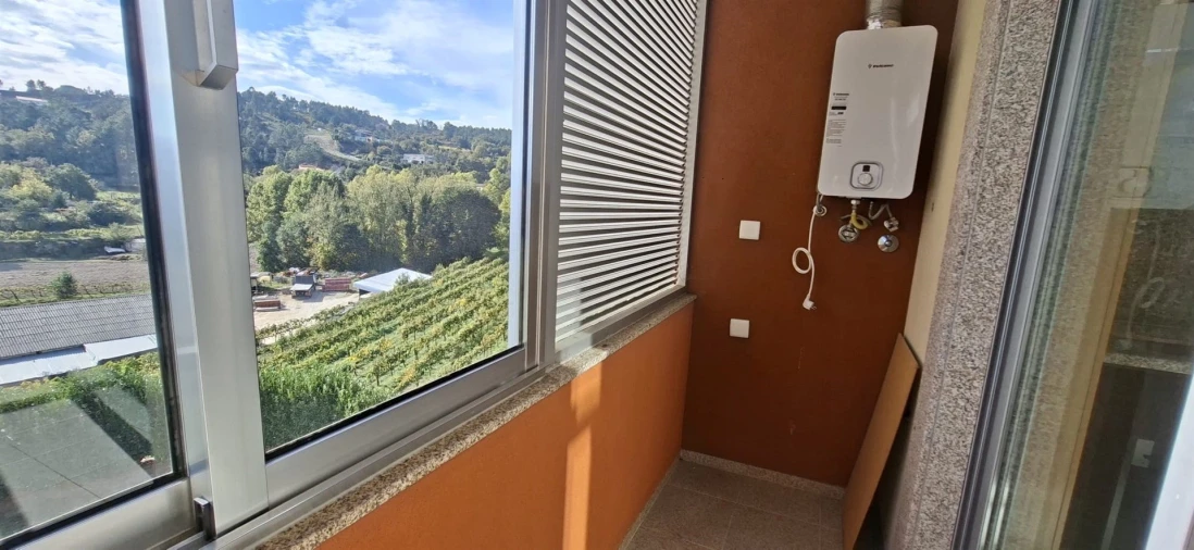 Apartamento T3 para Venda em Sobretamega Foto 43