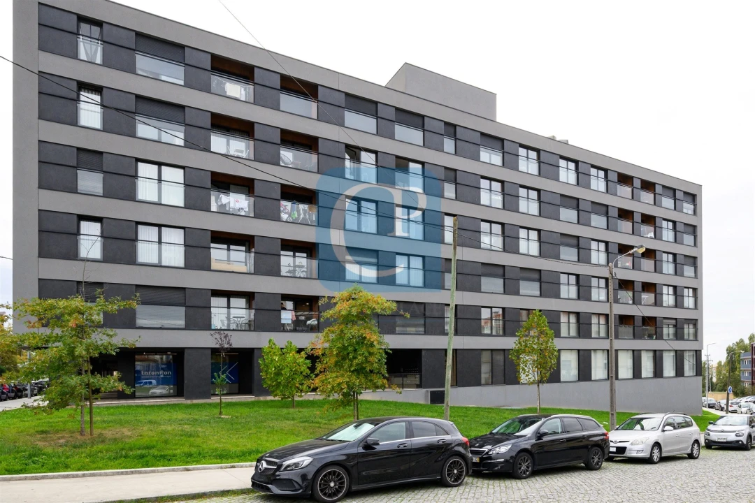 Apartamento T1 para Venda em Paranhos Foto 15