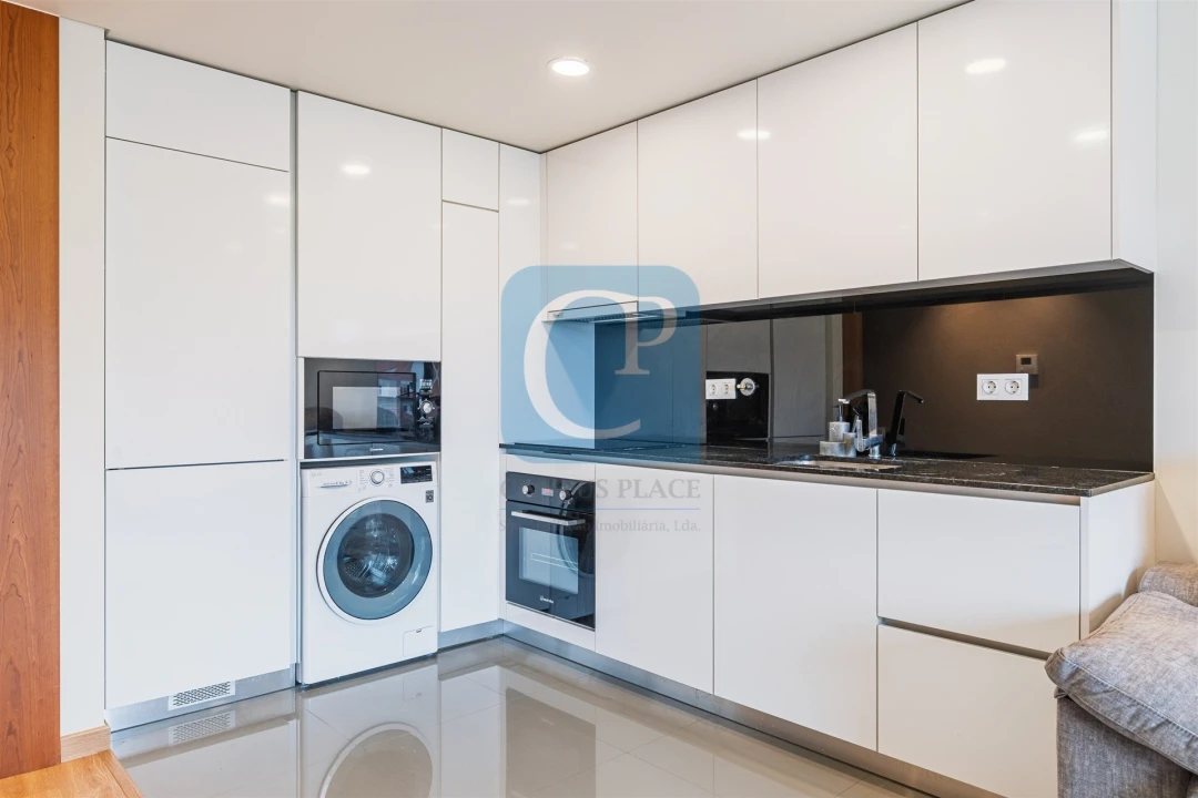 Apartamento T1 para Venda em Paranhos Foto 3