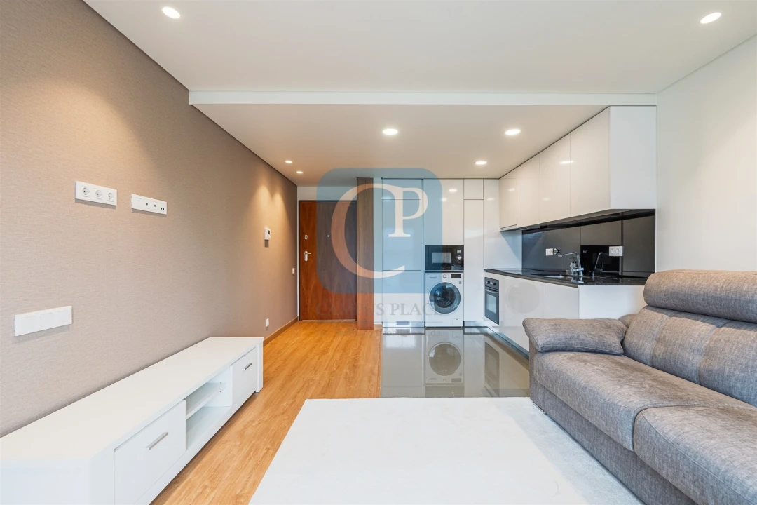 Apartamento T1 para Venda em Paranhos Foto 5