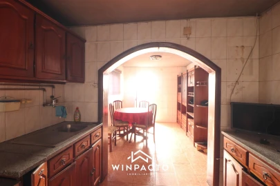 Moradia T3 para Venda em Canas de Senhorim