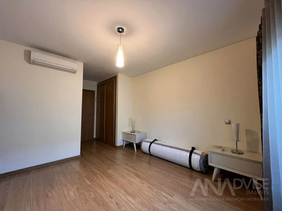 Apartamento T1 para Arrendamento em Viseu Foto 10