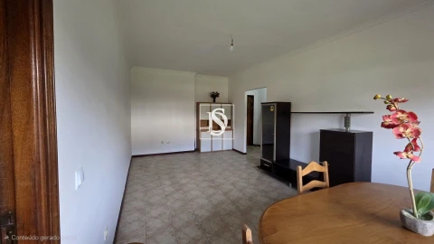 Apartamento T1 para Arrendamento em Amarante (São Gonçalo), Madalena, Cepelos e Gatão