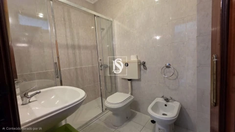Apartamento T1 para Arrendamento em Amarante (São Gonçalo), Madalena, Cepelos e Gatão