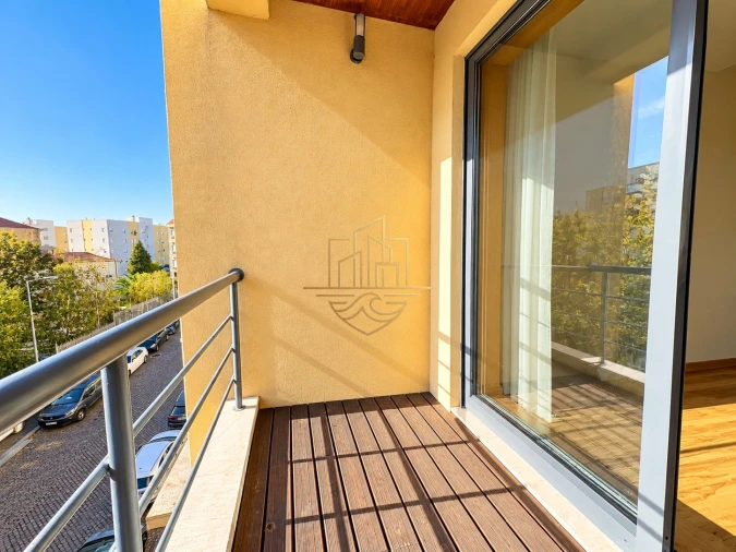 Apartamento T1 para Venda em Lordelo do Ouro e Massarelos Foto 3