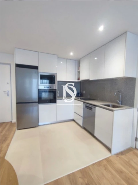 Apartamento T2 para Arrendamento em Azurem