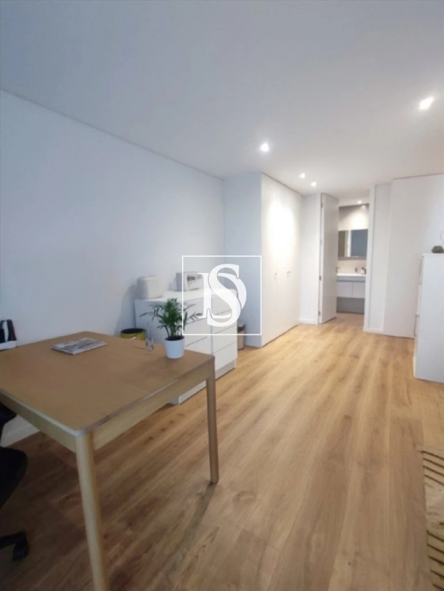 Apartamento T2 para Arrendamento em Azurem Foto 10