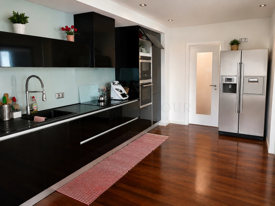 Apartamento T3 para Arrendamento em Canidelo Foto 10