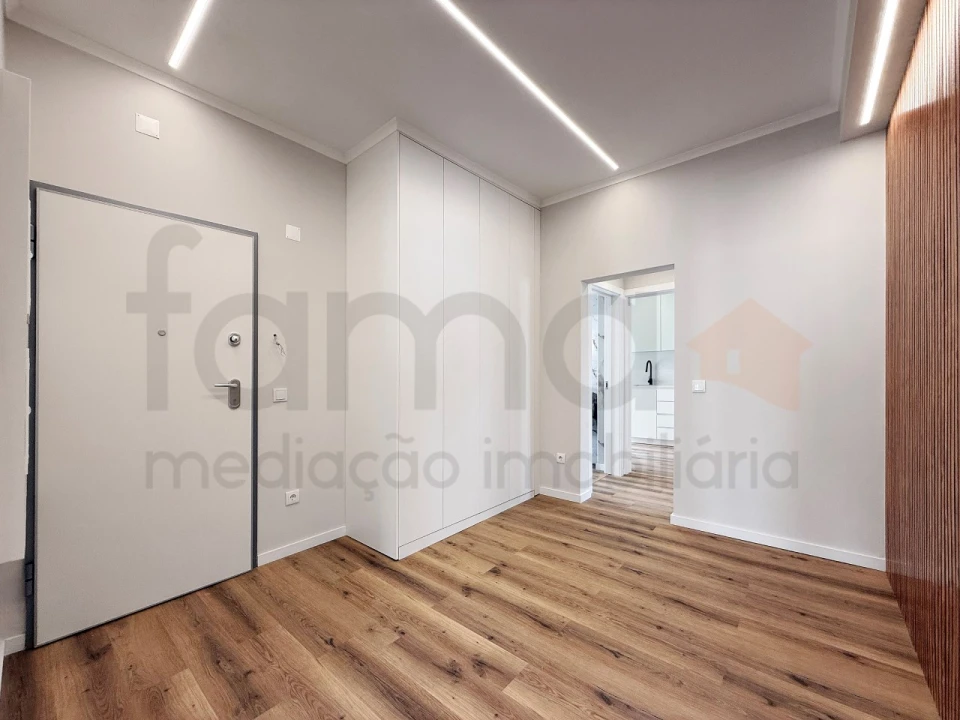 Apartamento T3 para Venda em Arroios Foto 3