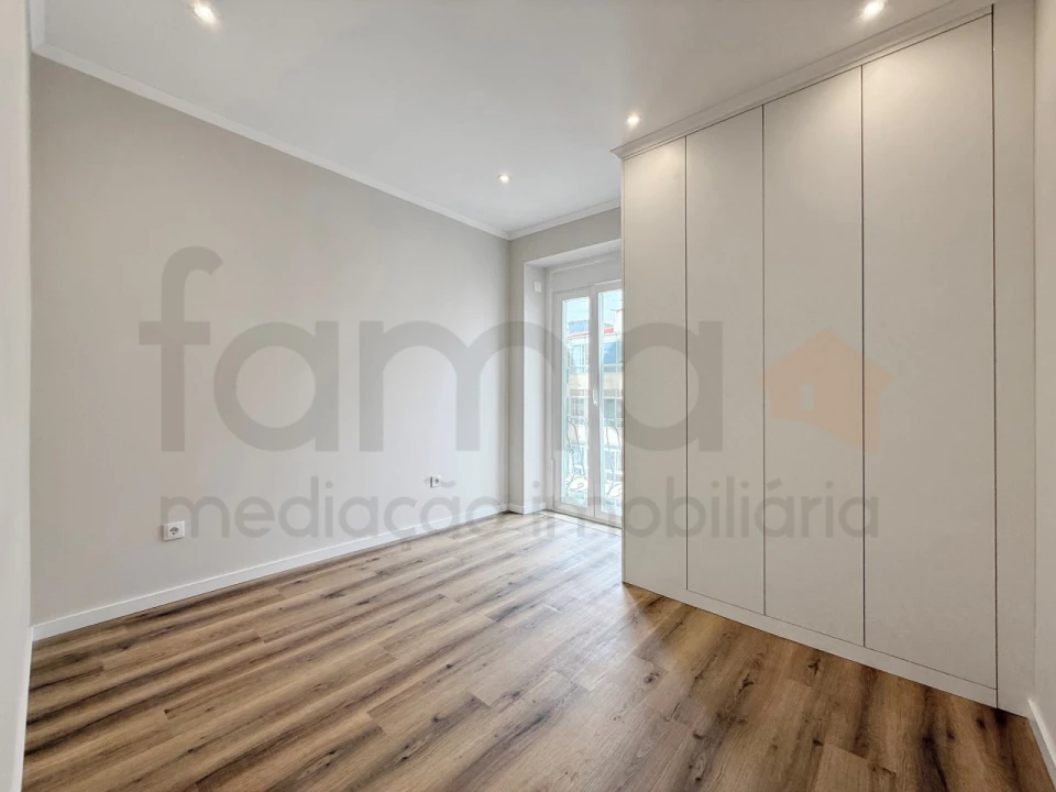 Apartamento T3 para Venda em Arroios Foto 19