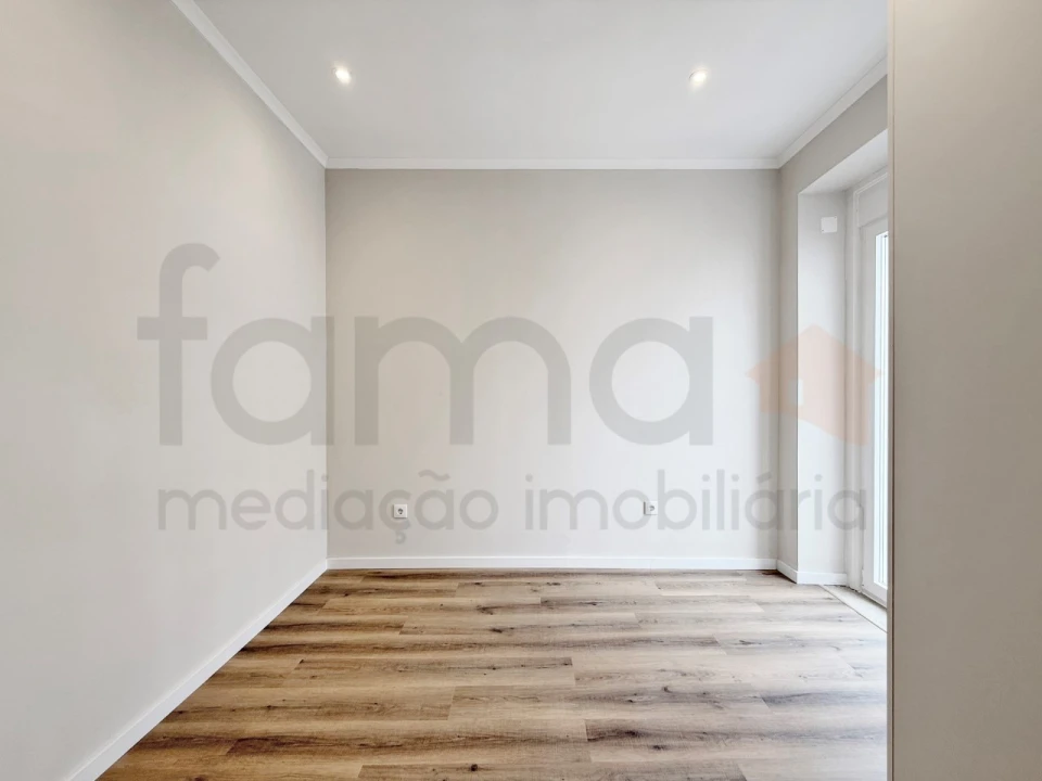 Apartamento T3 para Venda em Arroios Foto 21