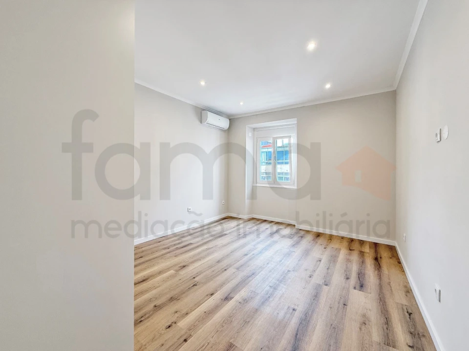 Apartamento T3 para Venda em Arroios Foto 25