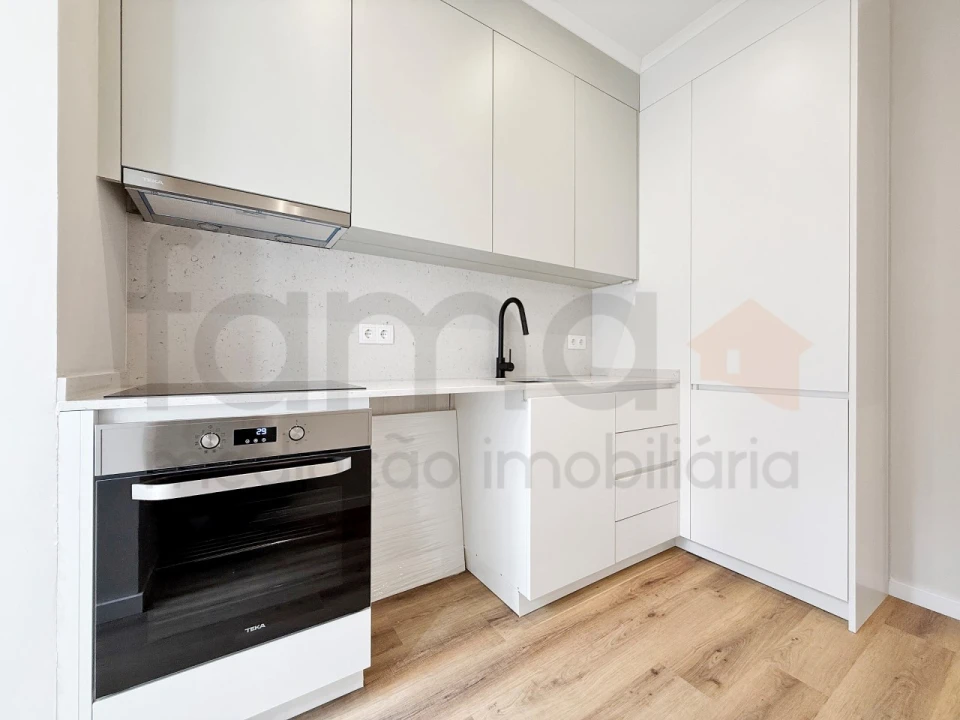Apartamento T3 para Venda em Arroios Foto 30