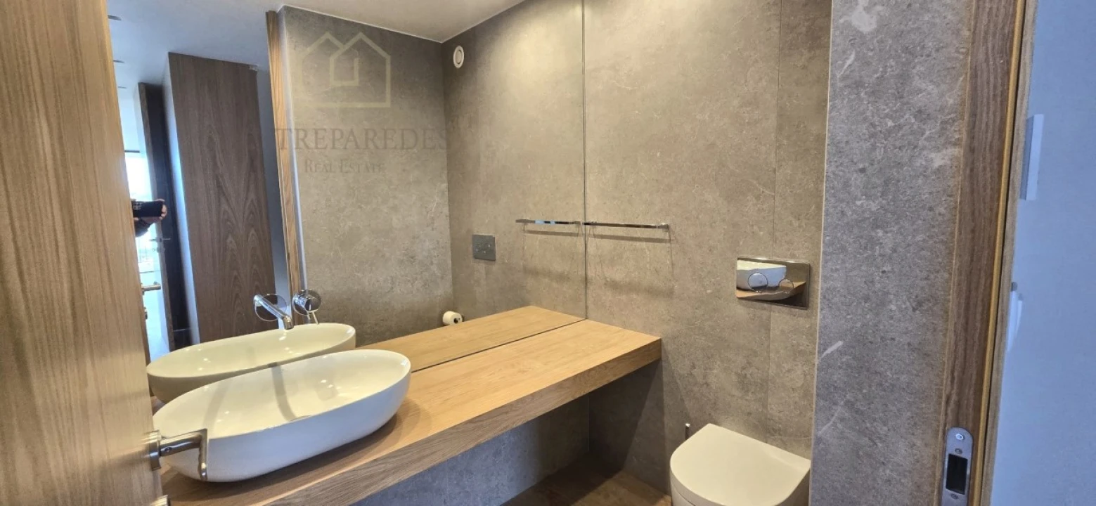 Apartamento T2 para Venda em Campanhã Foto 17