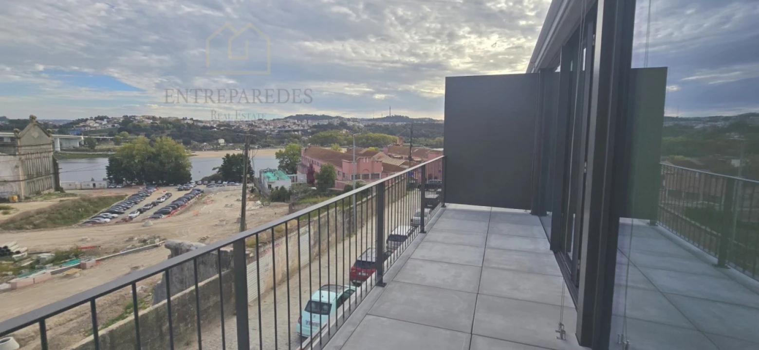Apartamento T2 para Venda em Campanhã Foto 23