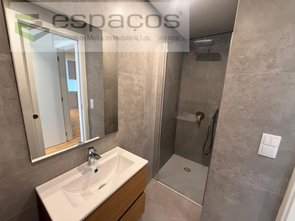 Apartamento T3 para Venda em Santa Iria de Azoia, São João da Talha e Bobadela Foto 10