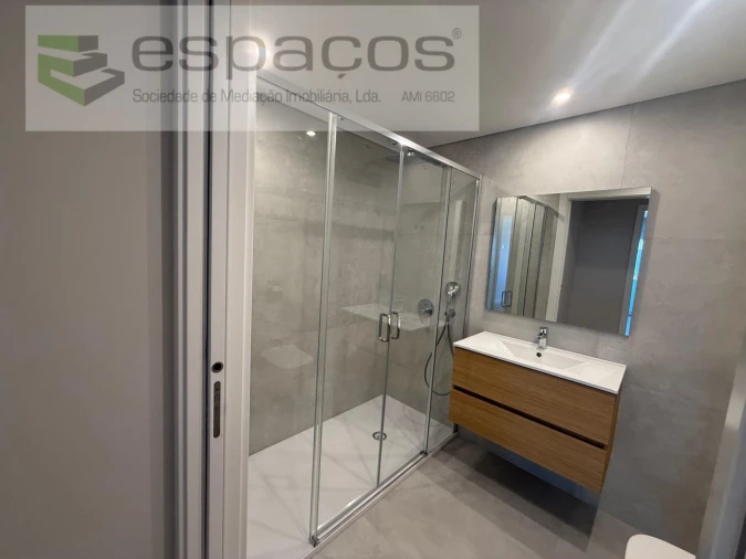 Apartamento T3 para Venda em Santa Iria de Azoia, São João da Talha e Bobadela Foto 12