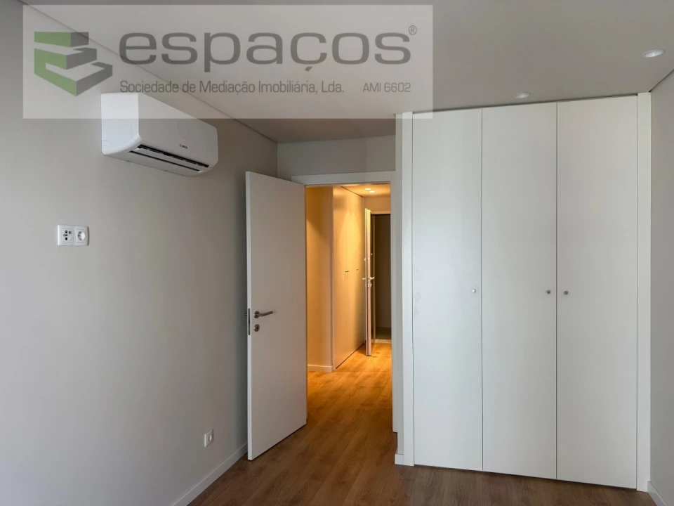 Apartamento T3 para Venda em Santa Iria de Azoia, São João da Talha e Bobadela Foto 5