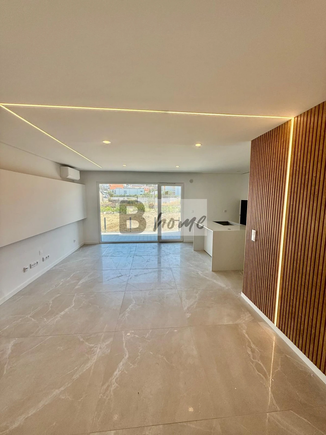 Apartamento T2 para Venda em Charneca de Caparica e Sobreda Foto 5