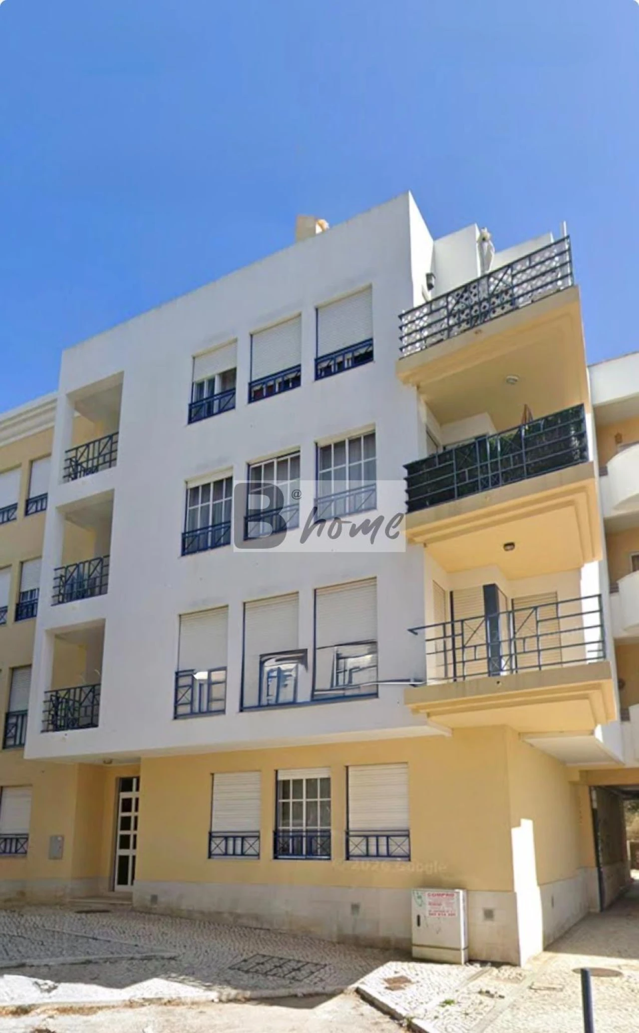 Apartamento T3 para Venda em Costa da Caparica Foto 2