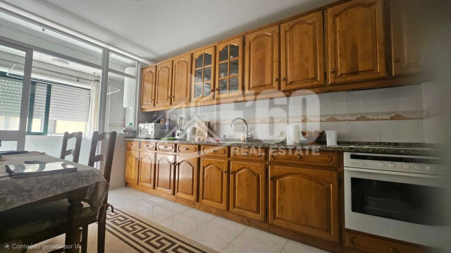 Apartamento T2 para Venda em Espinho Foto 9