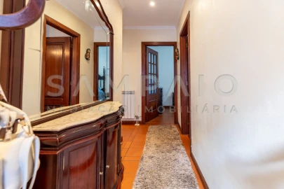 Moradia T3 para Venda em Oliveira do Douro