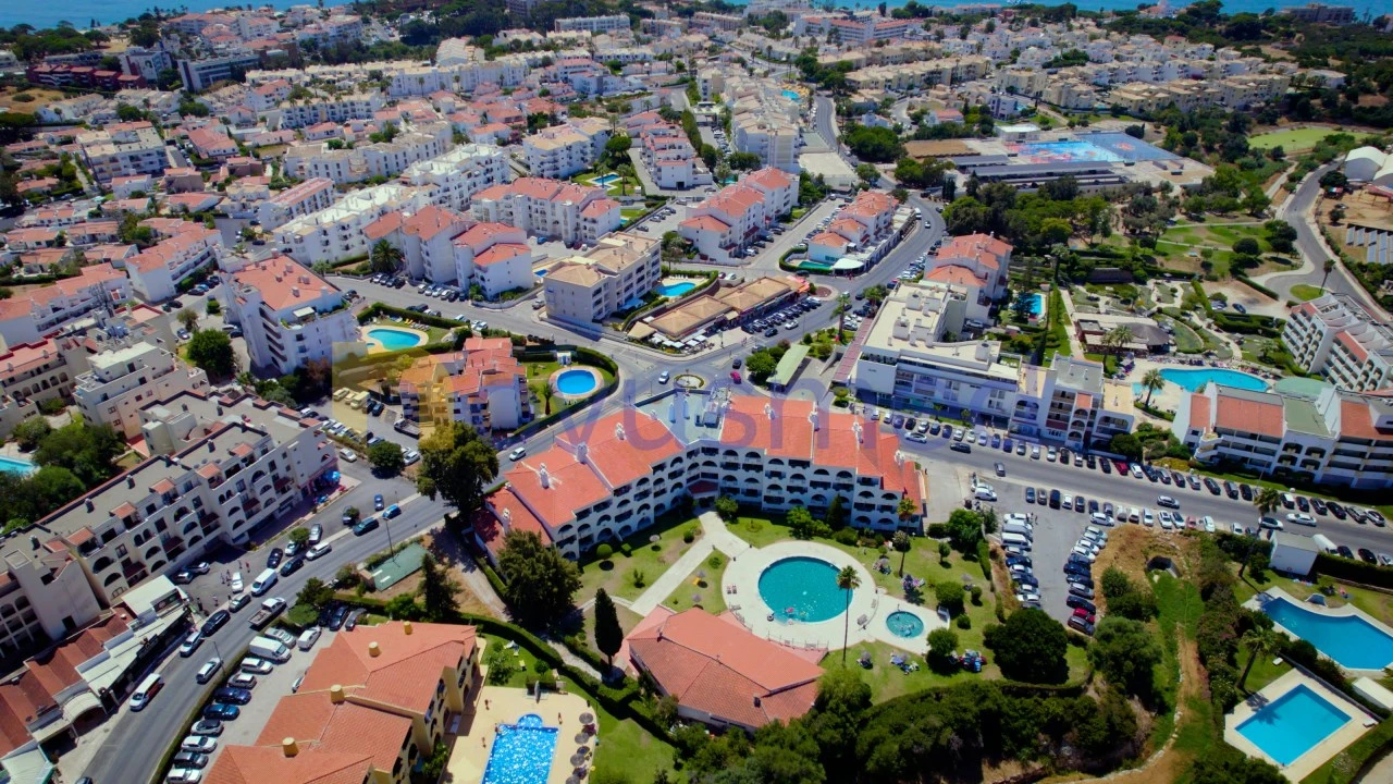 Apartamento T2 para Venda em Albufeira e Olhos de Água Foto 32