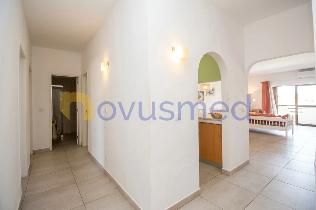 Apartamento T2 para Venda em Albufeira e Olhos de Água Foto 15