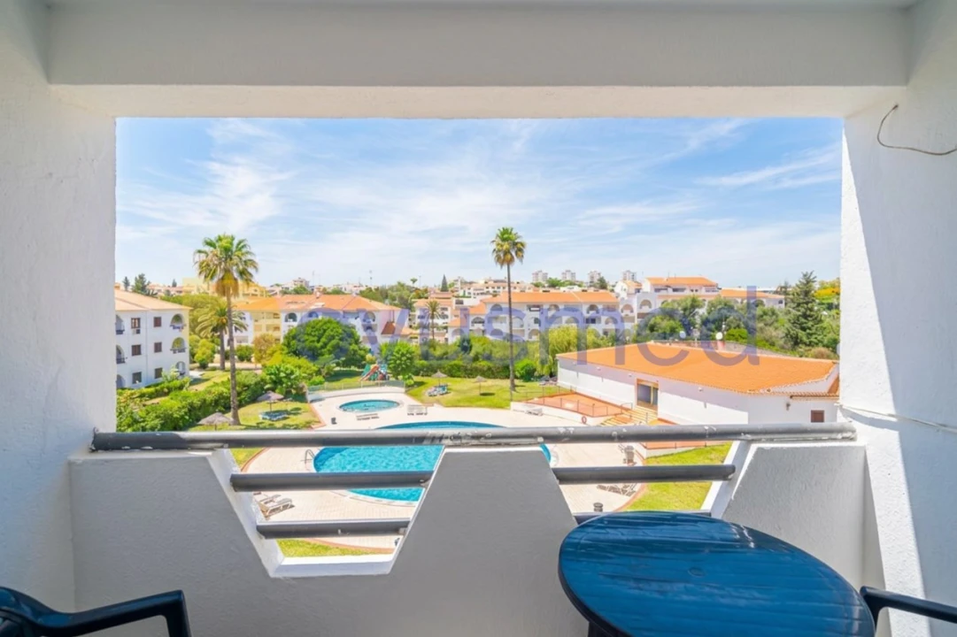 Apartamento T2 para Venda em Albufeira e Olhos de Água Foto 8
