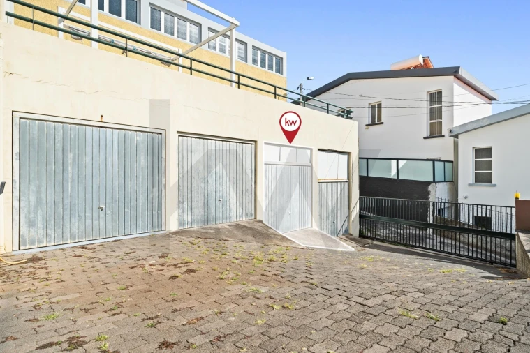 Apartamento T2 para Venda em Funchal (Santa Luzia) Foto 29