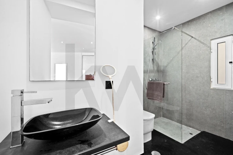 Apartamento T2 para Venda em Funchal (Santa Luzia) Foto 10
